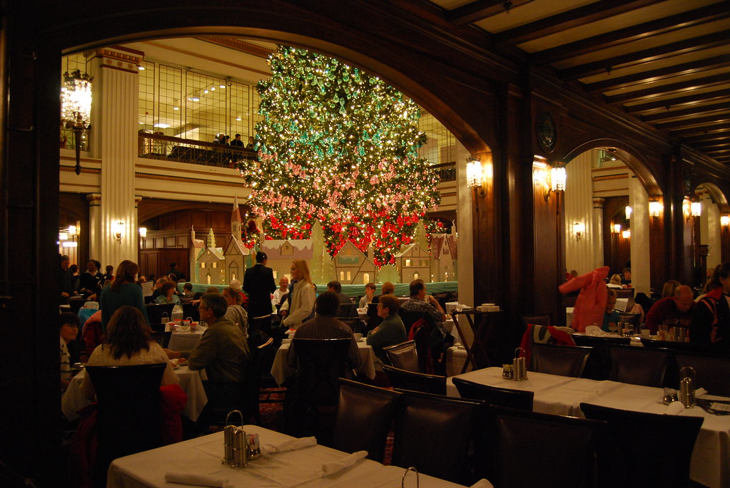 The Walnut Room Dan and Sean came to town, so we spent a d… Flickr