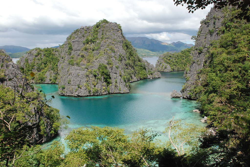 infront of kayangan lake Vincent Pilien Flickr