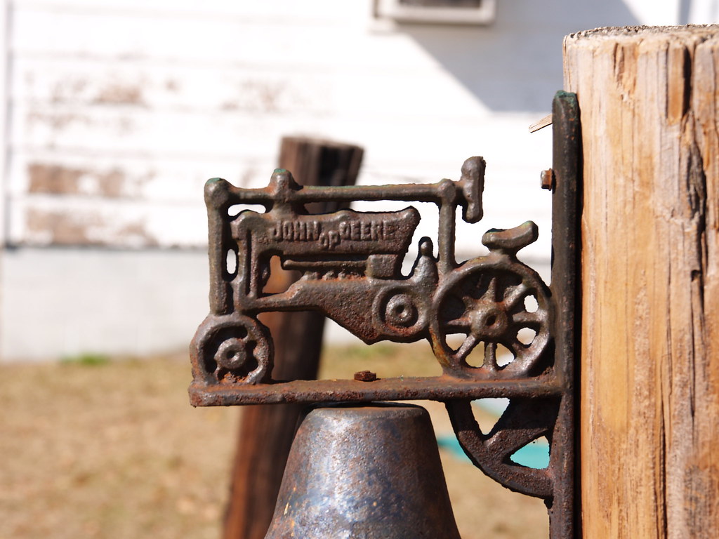 Dinner Bell John Deere dinner bell mrbearskius Flickr