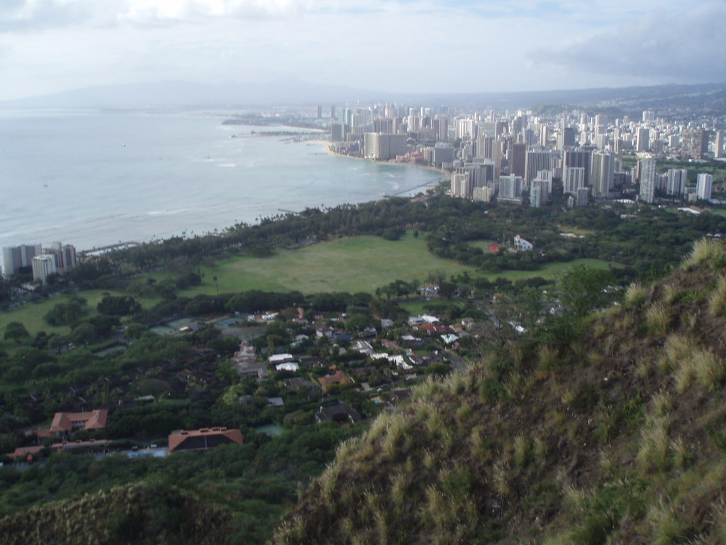 View from the top of Diamond Head Crater For more pictures… Flickr