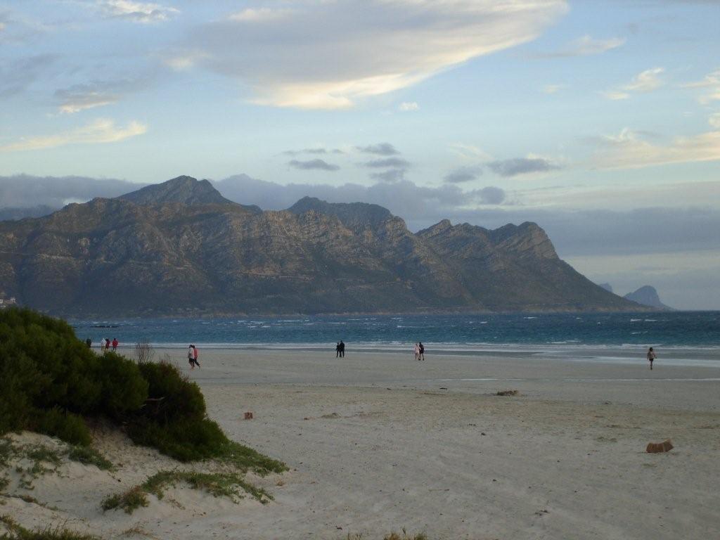 Gordon's Bay from Strand beach. A view of Gordon's Bay (wh… Flickr
