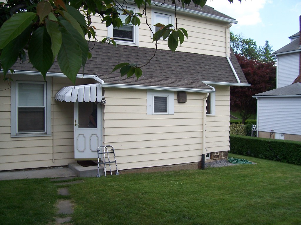 New Rochelle House, Weyman Ave. motordome Flickr