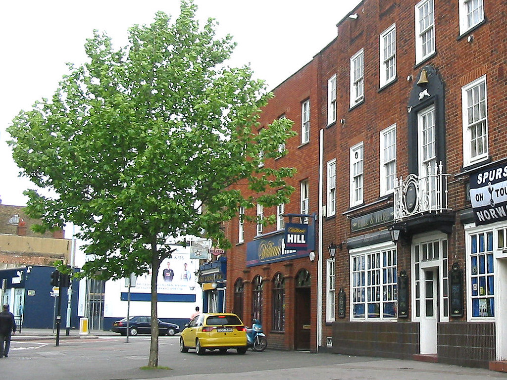 High Road, Tottenham Betting Shops 7 William Hill 7287… Flickr