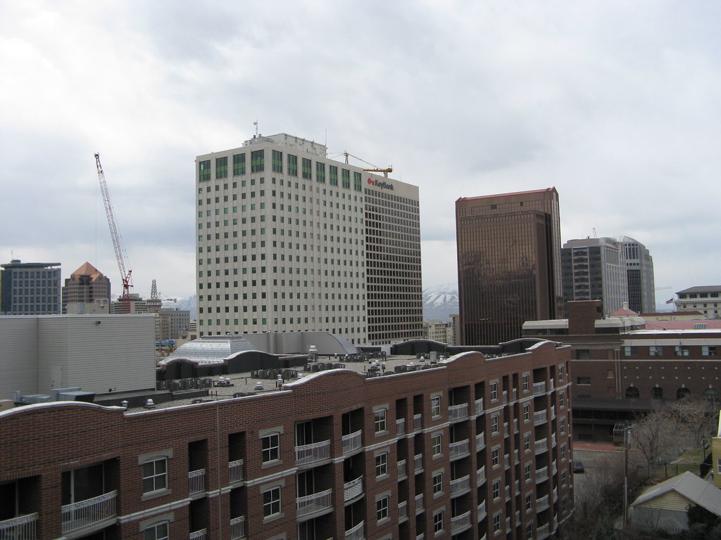 Salt Lake City skyline from 5th floor of Brigham Apartment… Flickr
