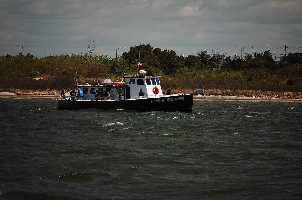 Fish Finder Boat Captree NY Fish Finder Boat Captree NY Flickr