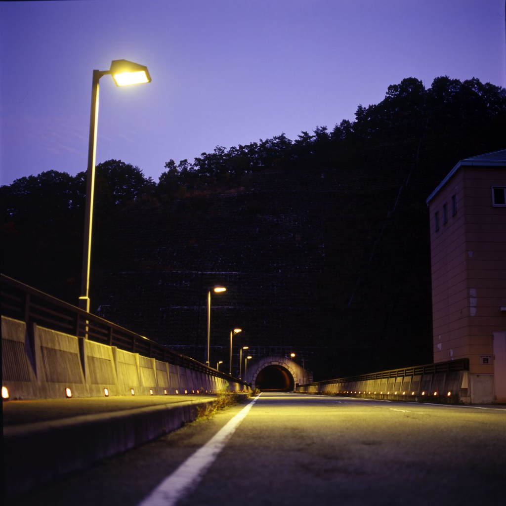 night road (HASSELBLAD 500C/M) take HASSELBLAD 500C/M Carl… Flickr