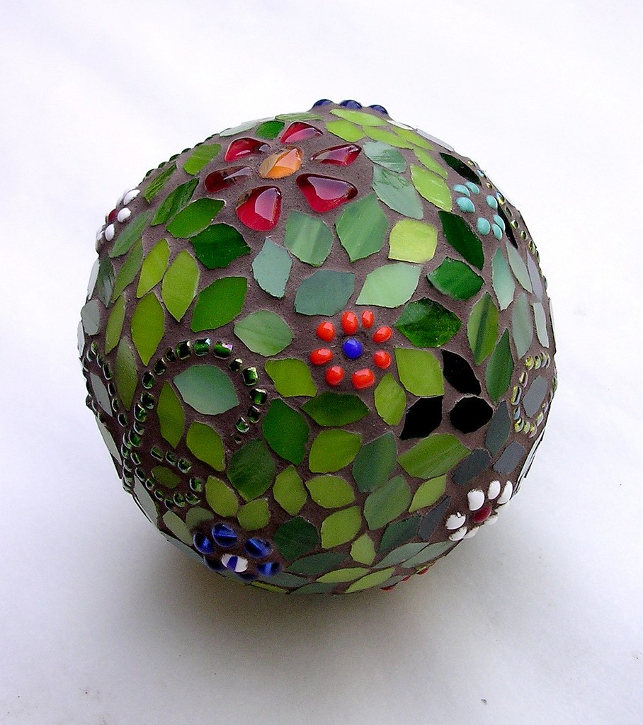Flower garden sphere Stained glass, glass beads on a spher… Flickr