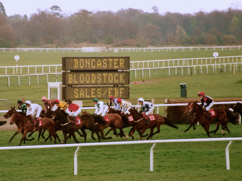 Listen Up Mares' bumper (Class 1), Kempton Park, April 200