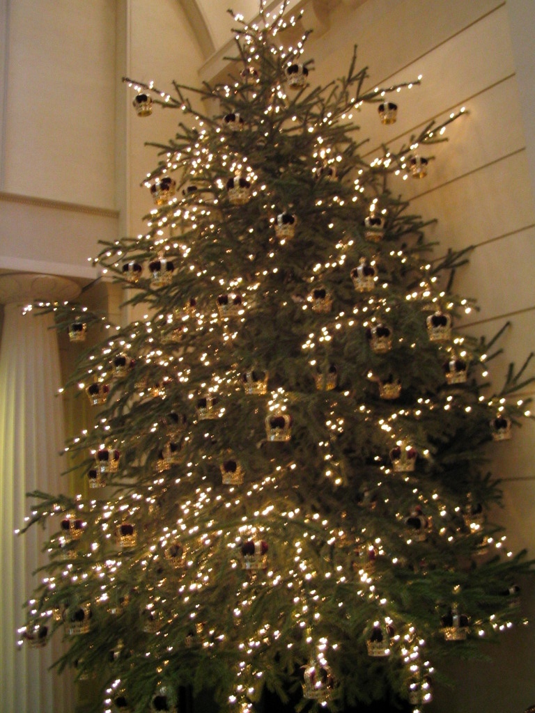 Christmas Tree at Buckingham Palace Christmas Tree at Buck… Flickr