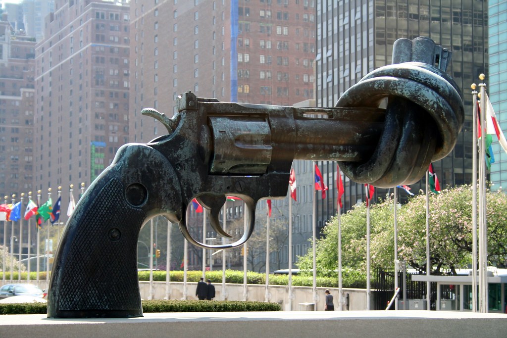 Karl Fredrik Reuterswar United Nations Sculpture Garden, m… Flickr