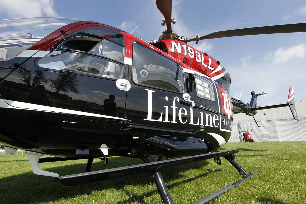 LifeLine at the IMS The LifeLine helicopter lands at the I… Flickr