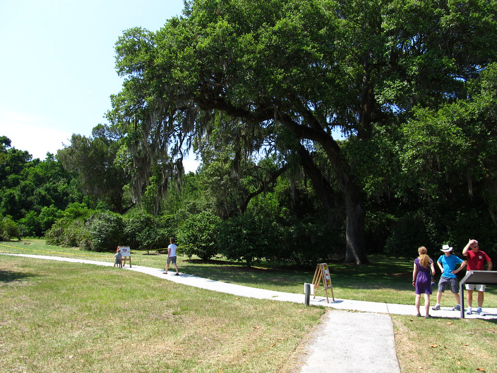 Path in Park, Charles Pinckney National Historic Site, Mou… Flickr