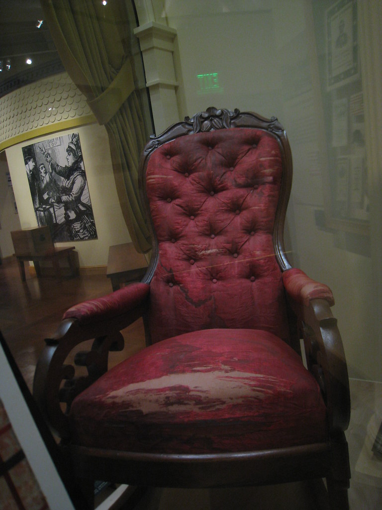 Lincoln death chair The chair Lincoln was sitting in at Fo… Flickr