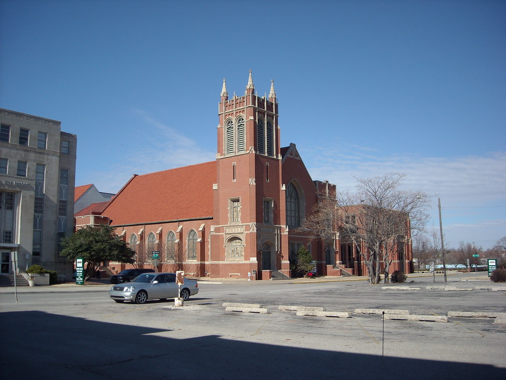 First Baptist Church, Oklahoma City A shot from the southe… Flickr