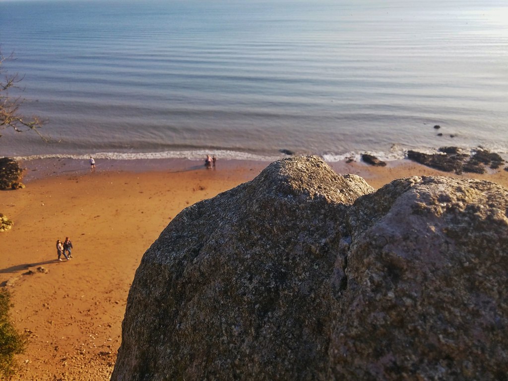 Rocher Entre SaintNazaire et SaintMarc sur mer By Etun EFY Flickr
