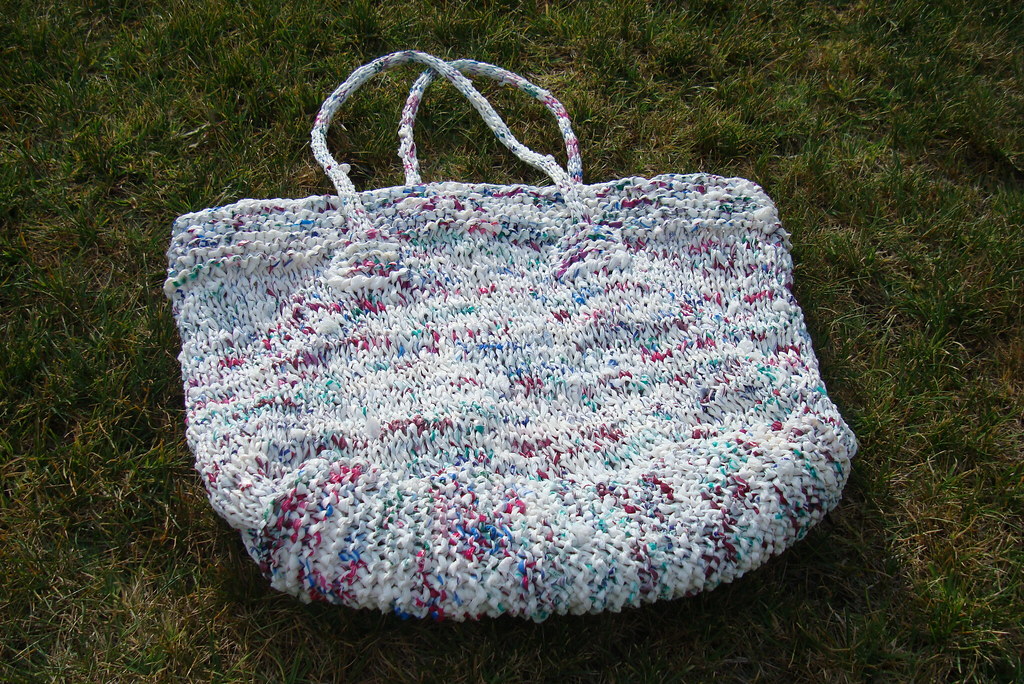 Recycled Shopping Bag Tote Recycle all your old plastic sh… Flickr