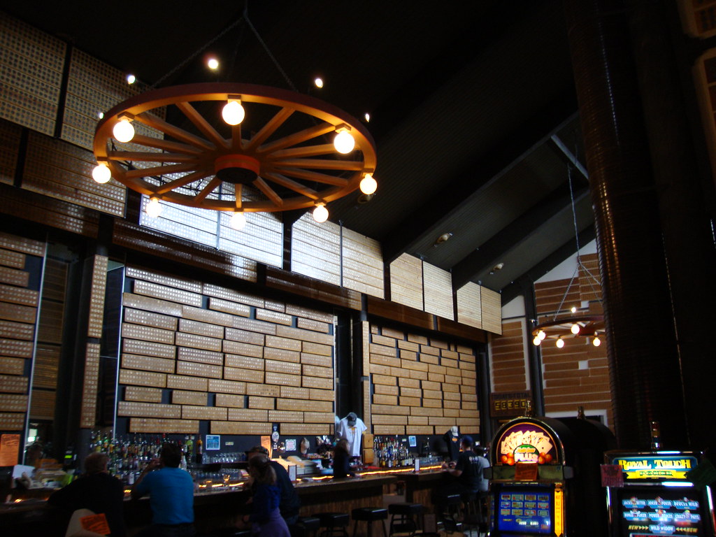 DSC01721 50,000 silver dollars at Montana gift shop ) Karen Flickr