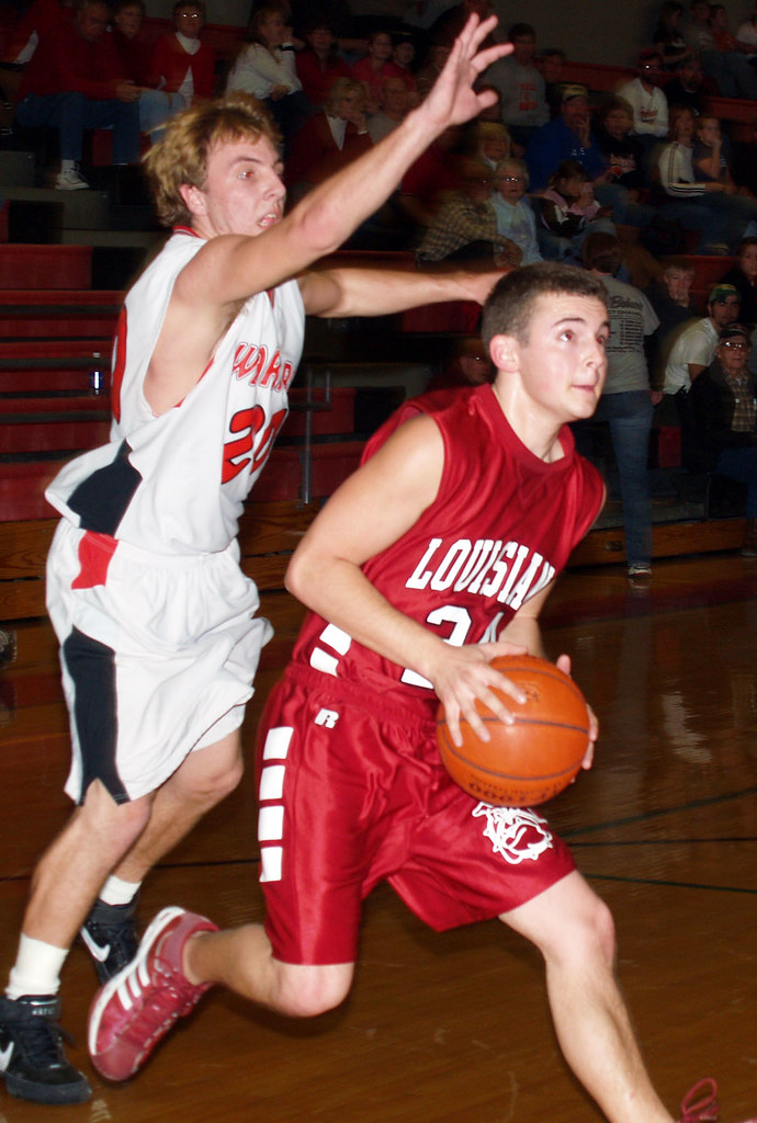Winfield (2) 61, Louisiana (7) 47 Matt VanHooser drives to… Flickr