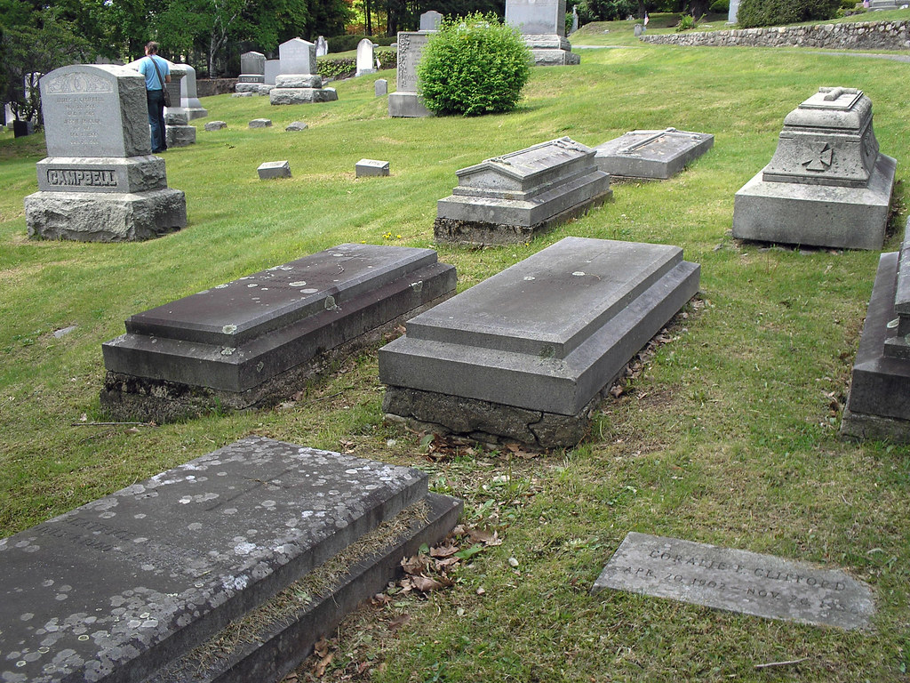 Lenox Church On The Hill Cemetery 20080524, 31 Flickr