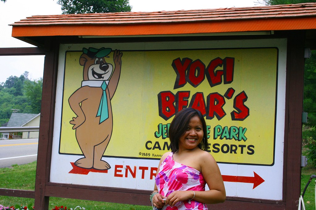 YOGI BEAR'S GIRLFRIEND The Yogi Bear Jellystone Park is lo… Flickr