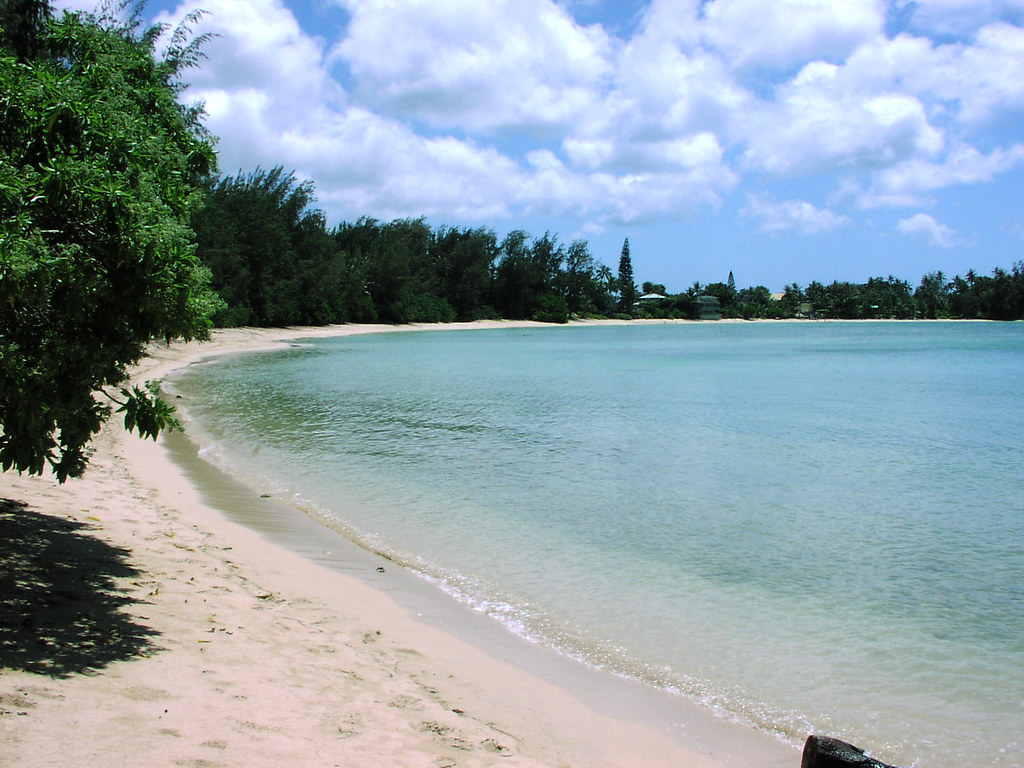 Kawela Bay, Oahu, Hawaii It is a small hike to get to this… Flickr