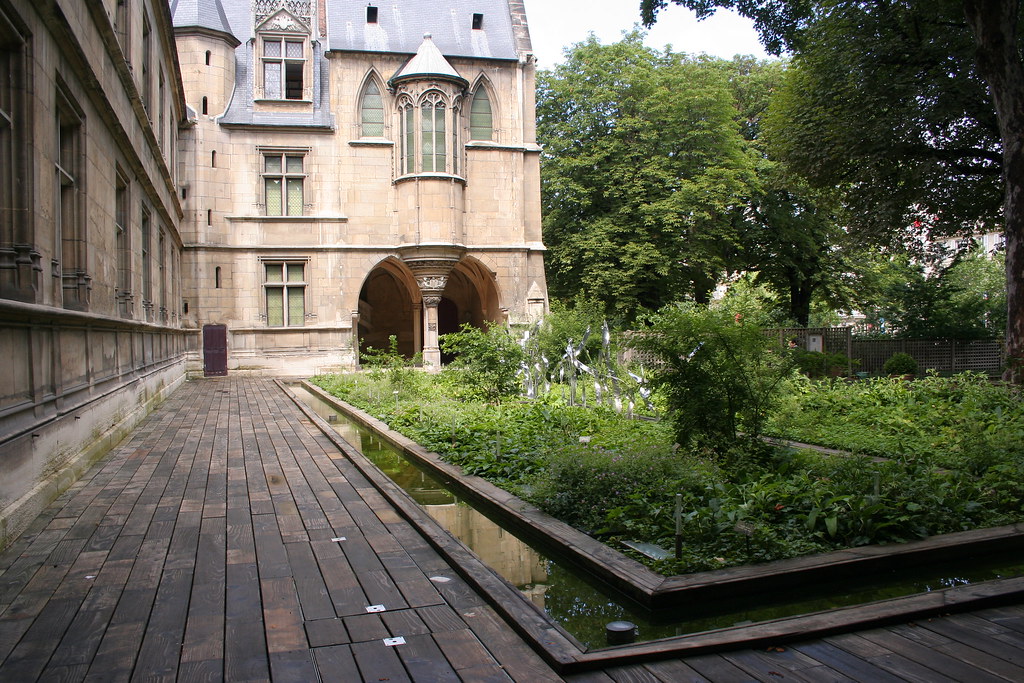 Musee Cluny Gardens The gardens at Musee Cluny. There is s… Flickr
