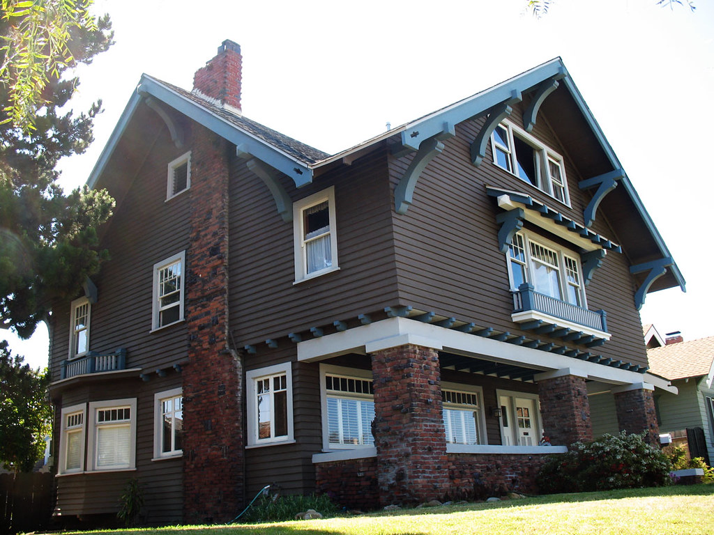 Big & brown Allan Ferguson Flickr