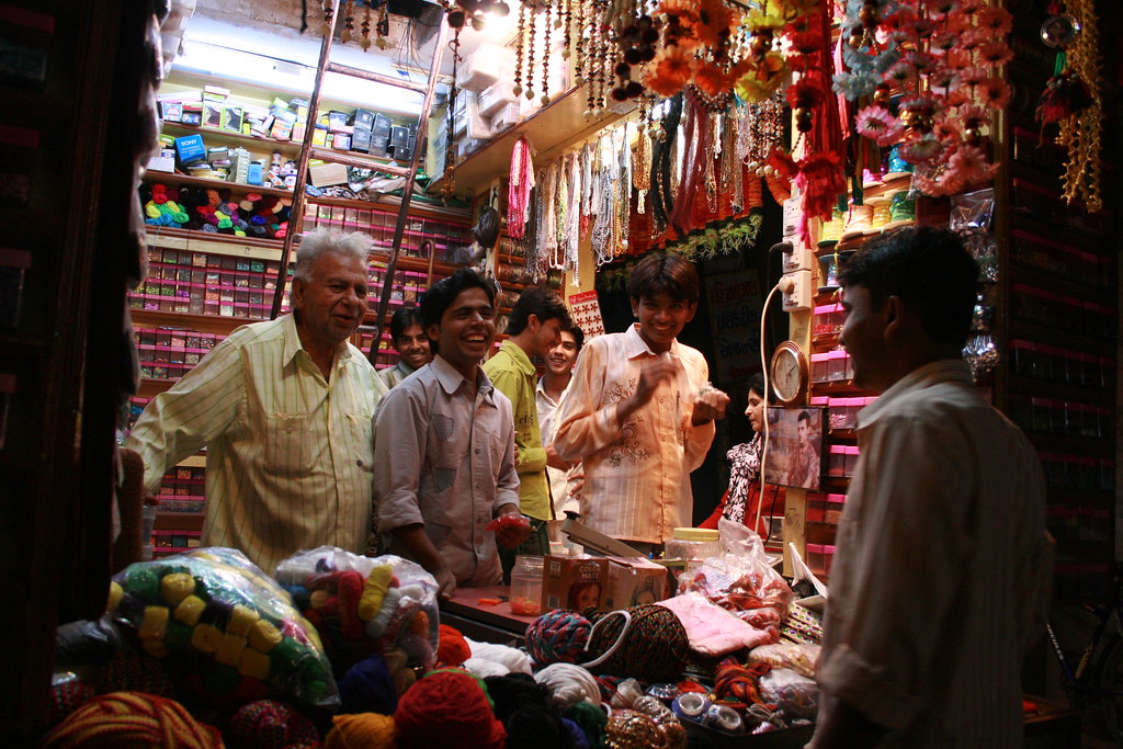 Accessory (for textile) shop At the textile and accessory … Flickr