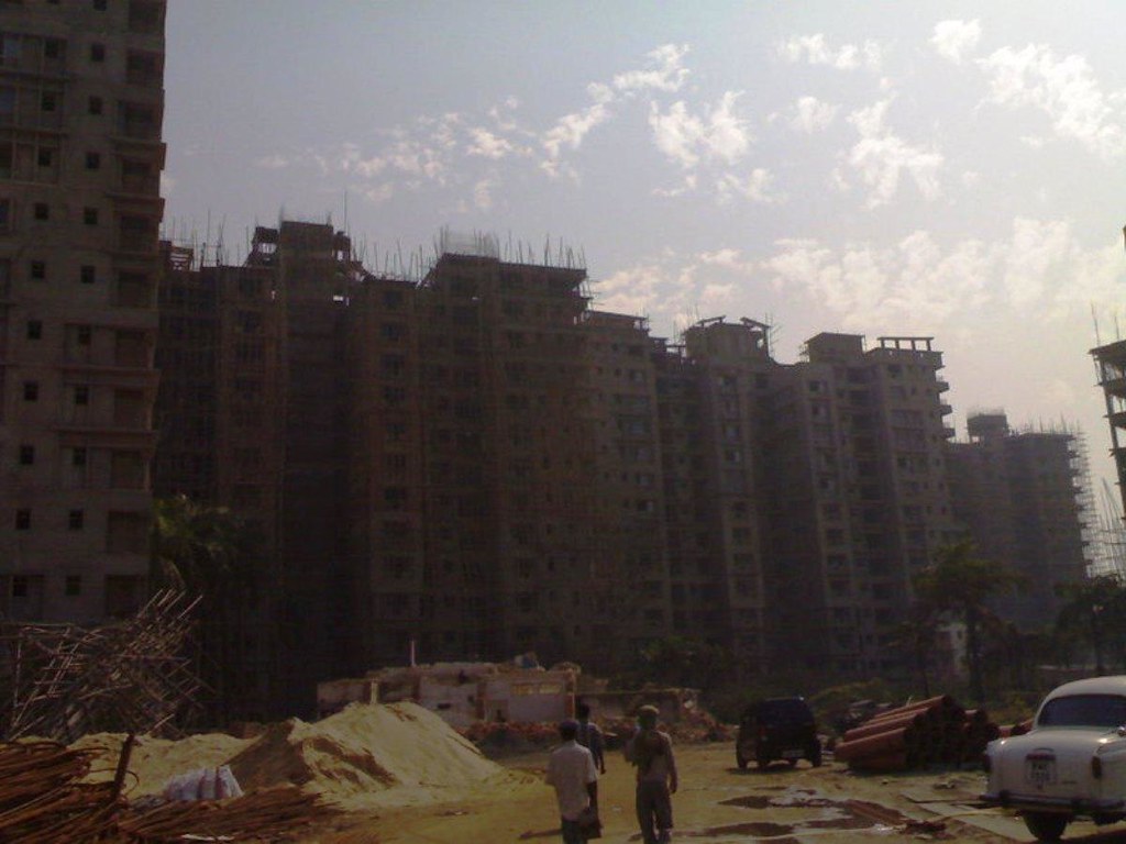 Diamond City West, Kolkata Under construction A complex o… Flickr
