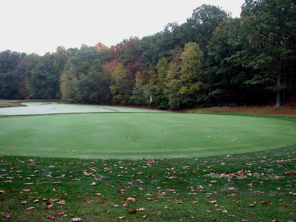 Tallwood CC, Hole 8 Hebron, Connecticut. Russ Glasson Flickr