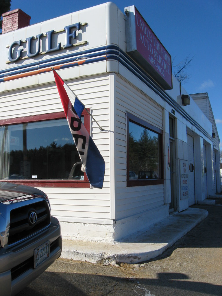 Gulf Gas Station Hooksett,NH Gulf Gas Station located at 1… Flickr