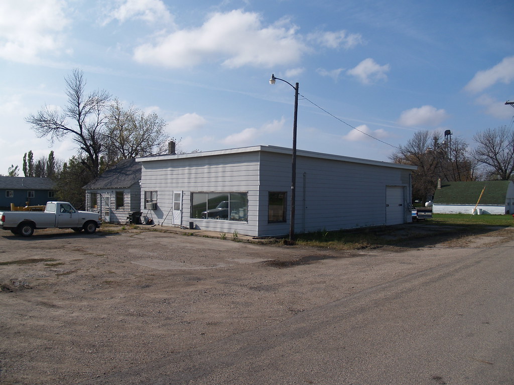 Grandin, North Dakota Andrew Filer Flickr