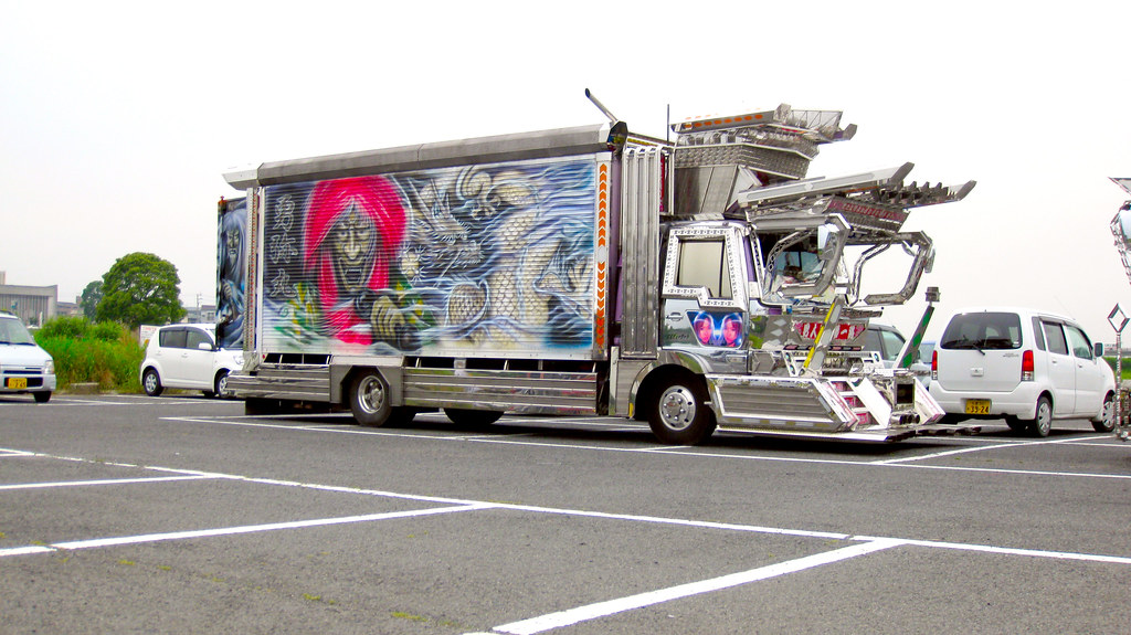 Japanese Custom Truck 5 (Dekotora) Brian G. Kennedy Flickr