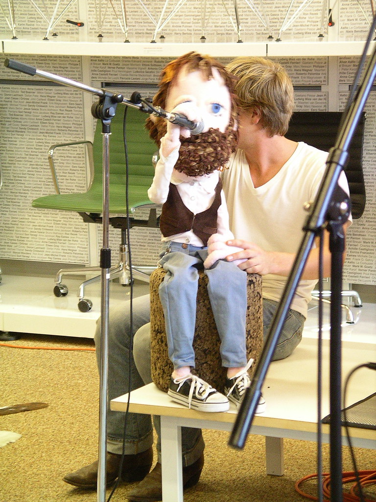 Puppet Herman Dune Herman Dune & She and Him topped my hap… Flickr