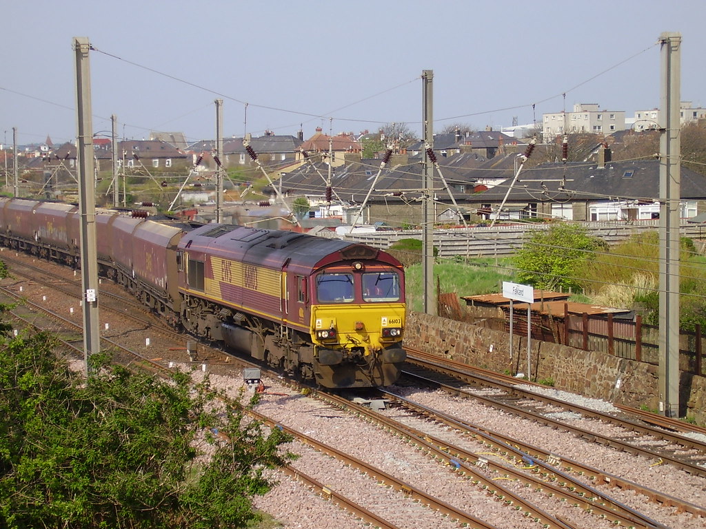 Ayr Falkland Junction 06052008 66103 arrives with a trai… Flickr