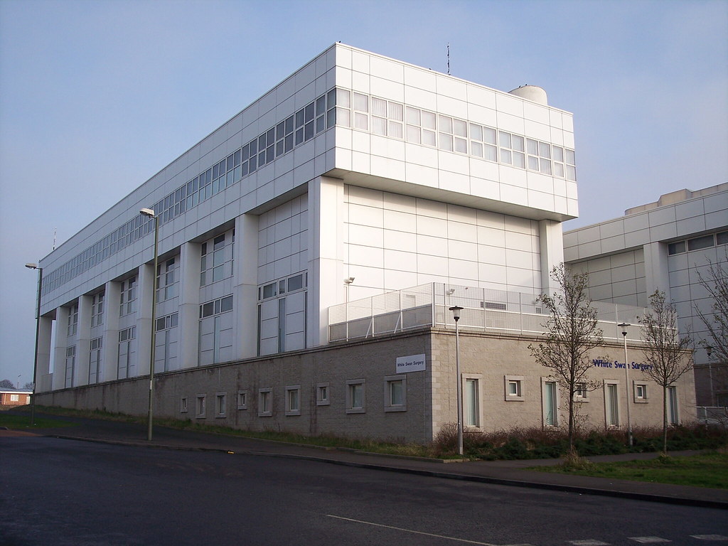 White Swan Centre The White Swan Centre, Killingworth. Draco2008