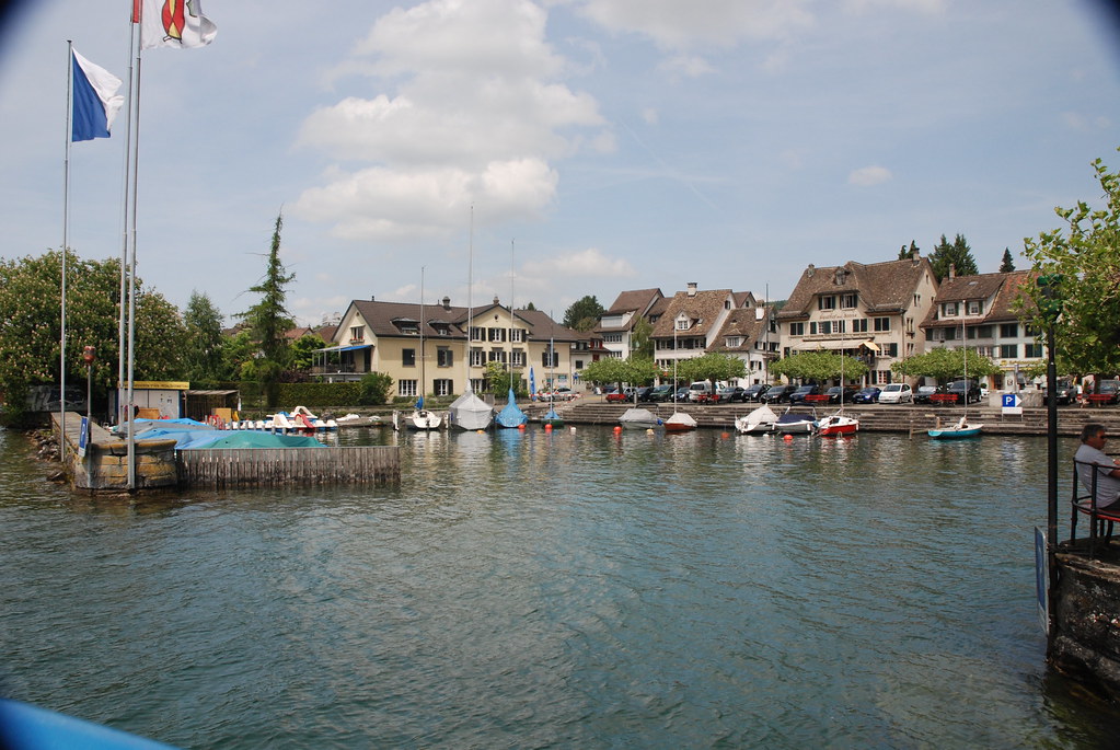 Lake Zurich Travel from Rapperswil to Zurich Travel from… Flickr