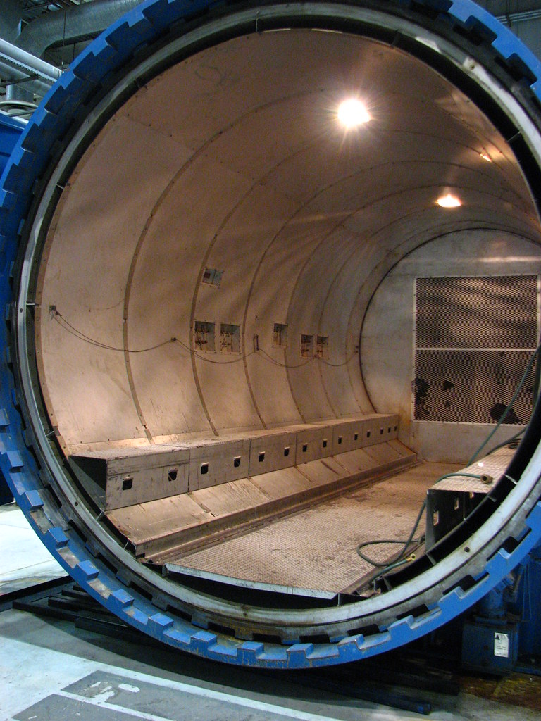 Autoclave This is the autoclave that B3 was baked in. ademrudin