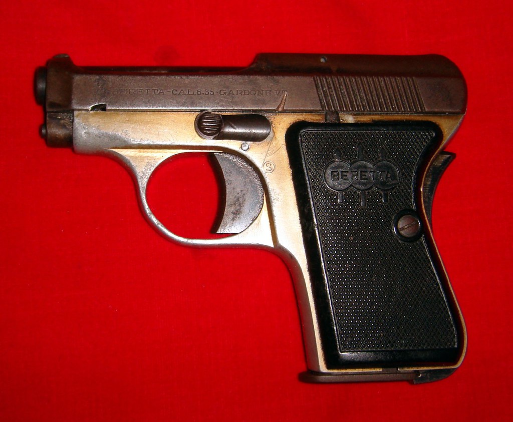 Beretta 6.35 Model 418 James Bonds Main Gun James Bond's… Flickr
