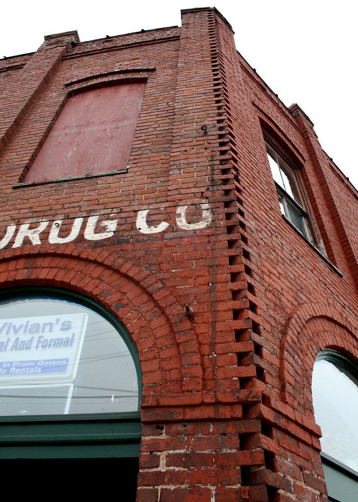 Drug Store Old brick drug store, Oliver Springs TN justinhumbert