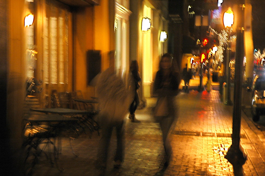 DSC_0109.JPG11 Palo Alto California at night 11210. Fred Roessler