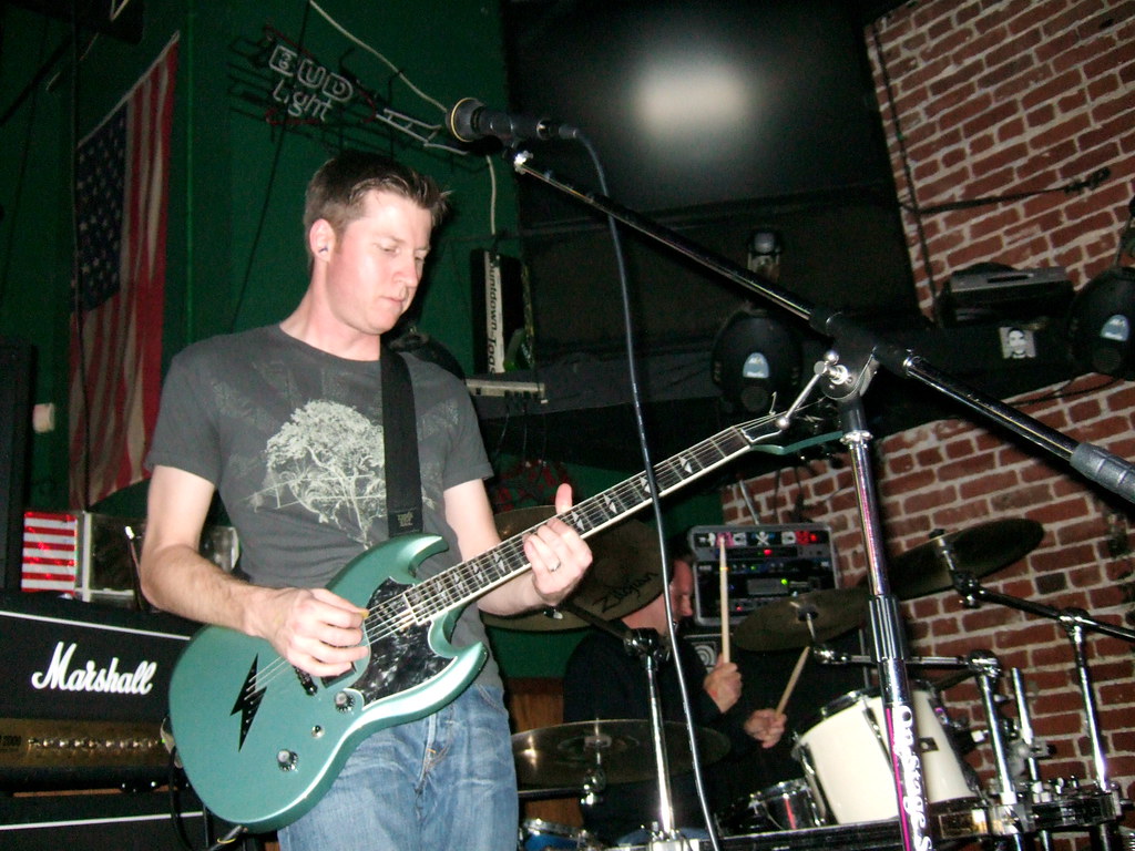 DSCF1757 The Action Item, Back Alley, Fullerton, Nov 17, 2… Flickr