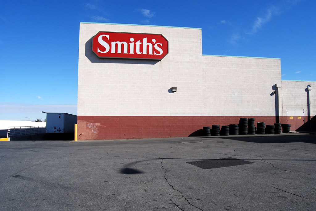Smith's Henderson, Nevada View On Black Roadsidepictures Flickr