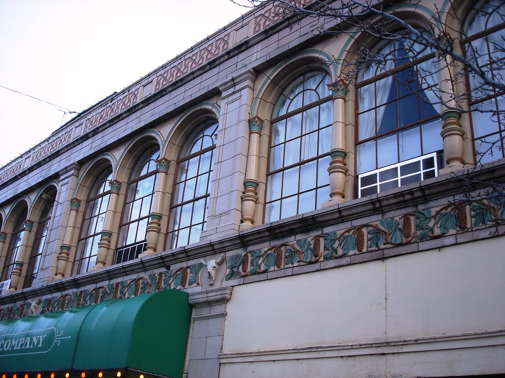 Williams Building. Klamath Falls Oregon, December 29 2007.… Flickr