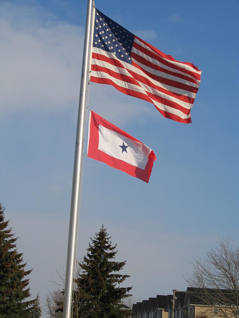 Blue Star Flag The American and Blue Star Flag that flew o… Flickr