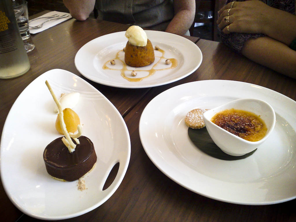 Desserts from JusQytly The desserts from JusQytly in Manuk… Flickr