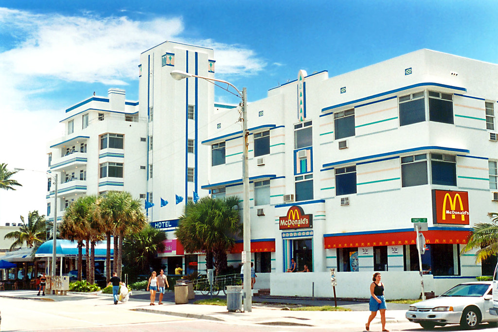 Art Deco buildings, Ft. Lauderdale Beach A handful of art … Flickr