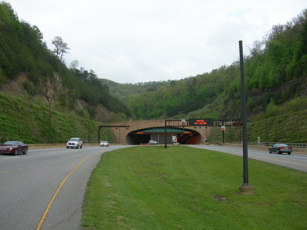 Cumberland Gap Tunnel Hwy 25E Taken from the KY side look… Flickr