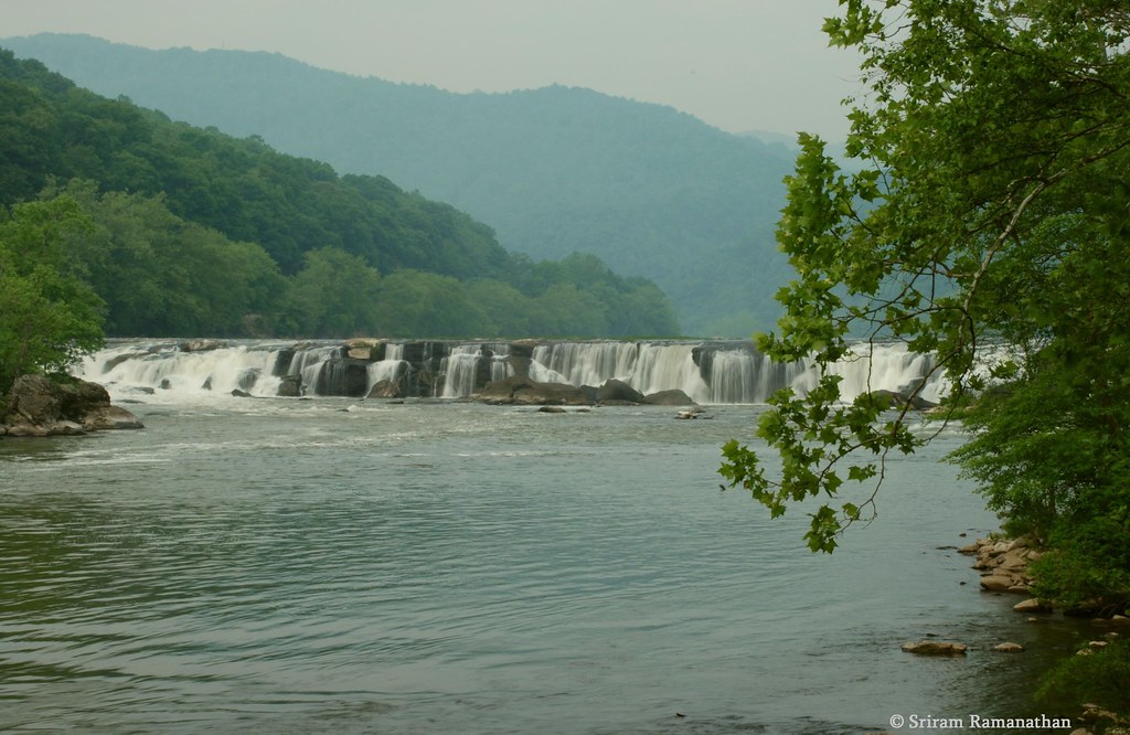 Straight view Sandstone Falls Sandstone, WV Just anoth… Flickr