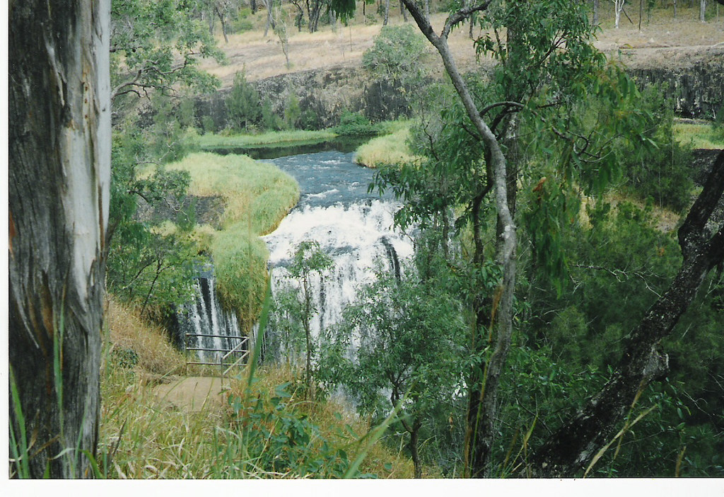 Millstream Falls Millstream Falls National Park is on the … Flickr